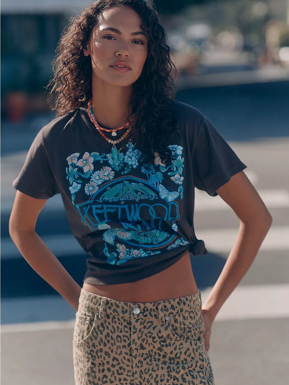 Letluv Fleetwood Mac Graphic Tee Small